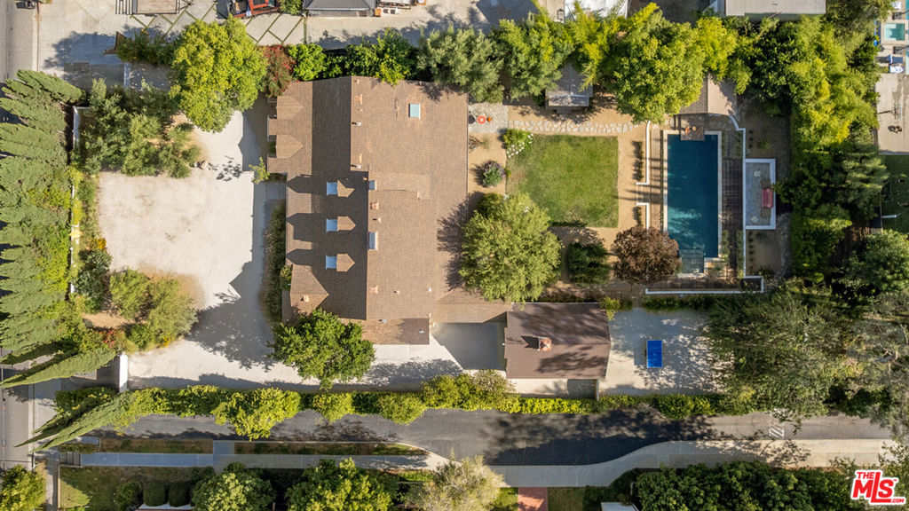 main property photo 62