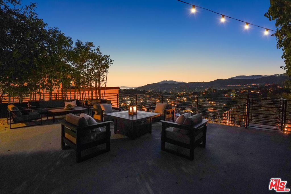 main property photo 67