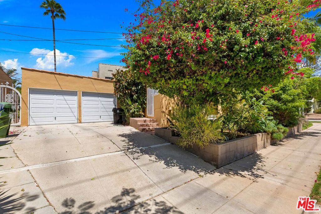 main property photo 58