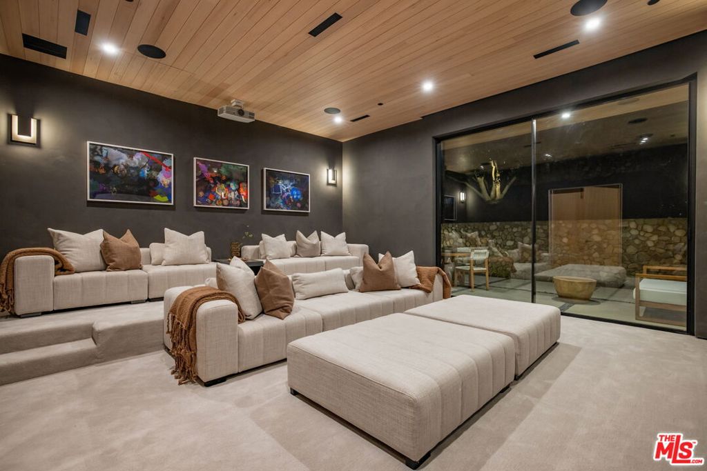 main property photo 66
