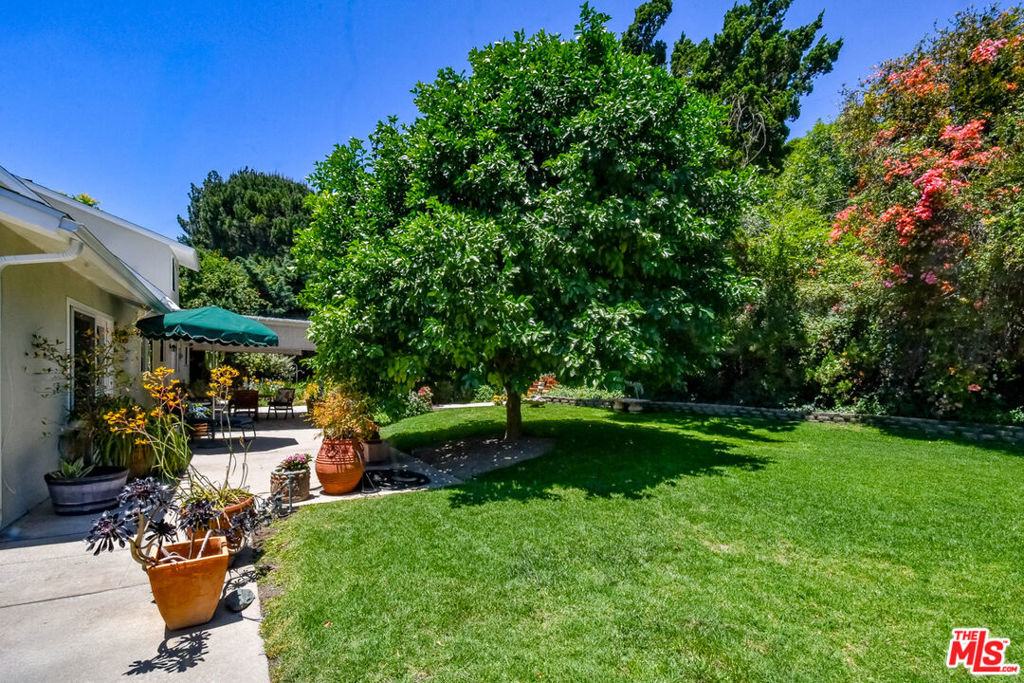 main property photo 50