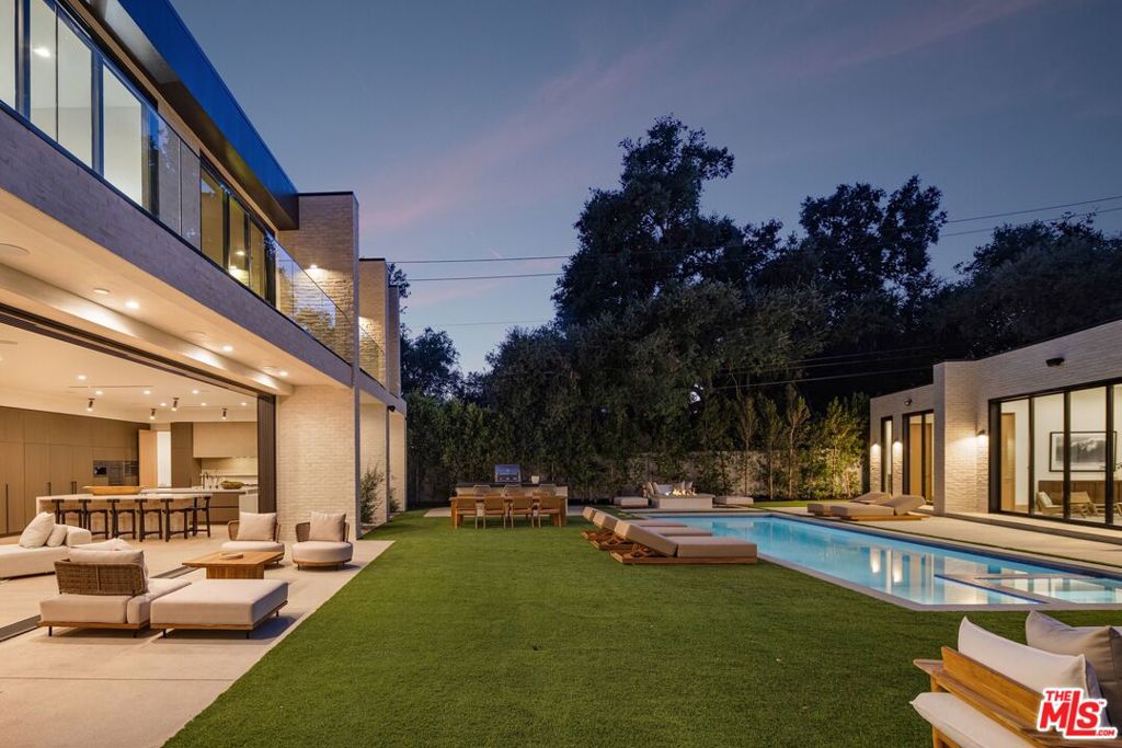 main property photo 70