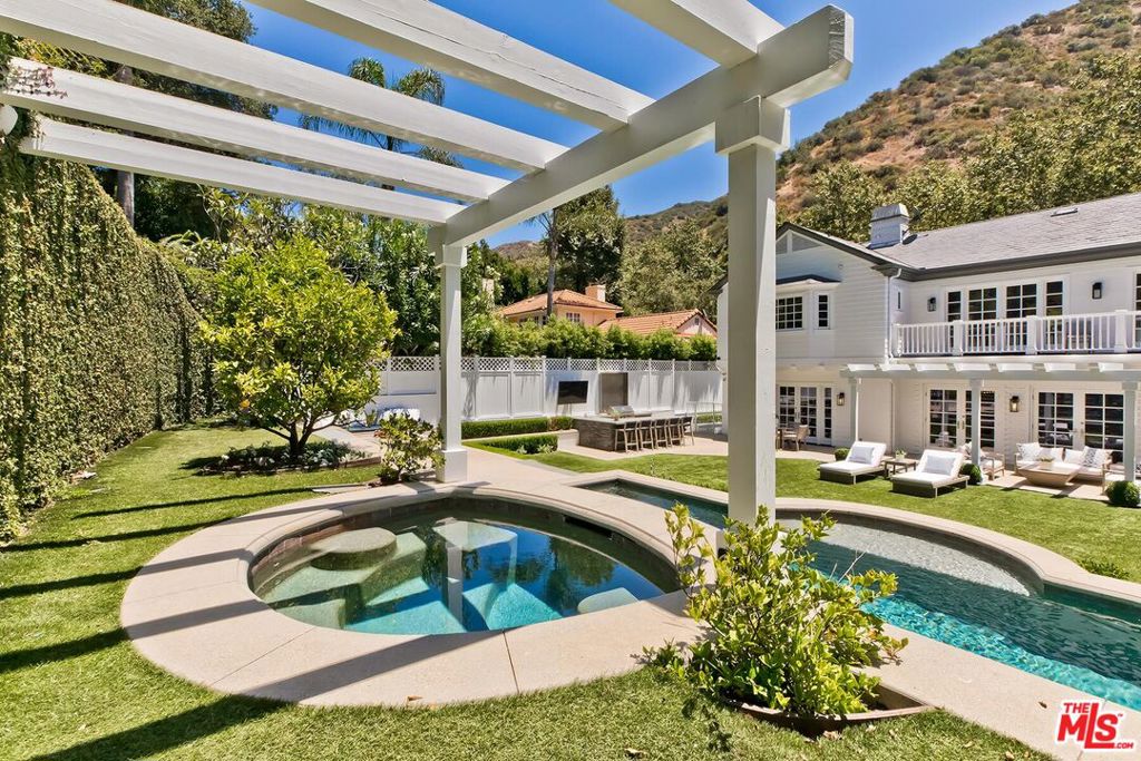main property photo 64