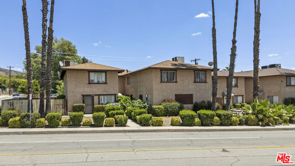 main property photo 8