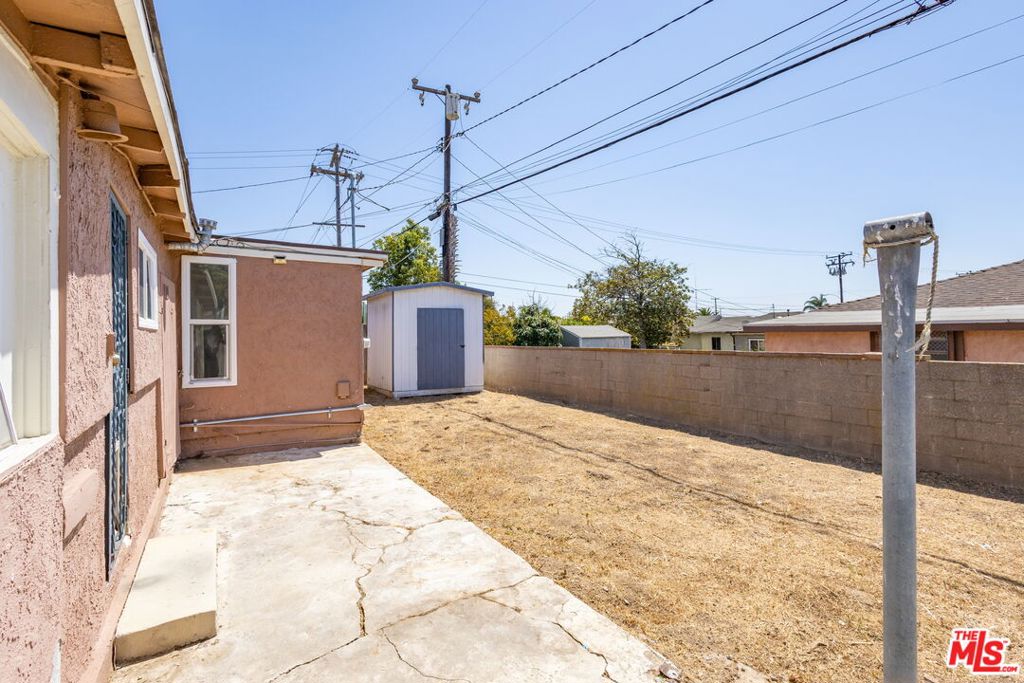 main property photo 22