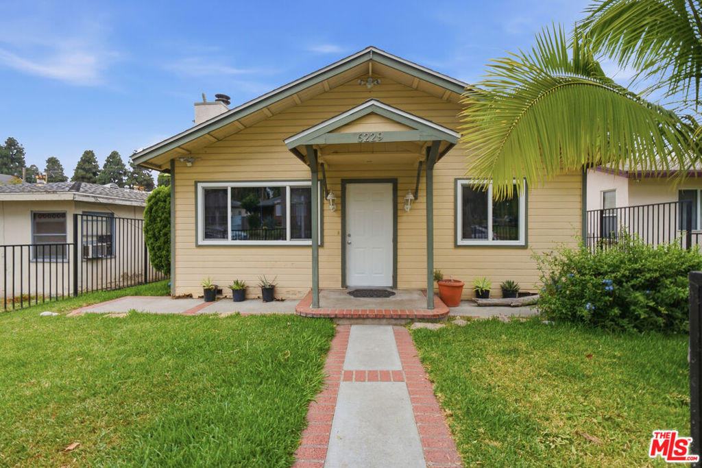 main property photo 4