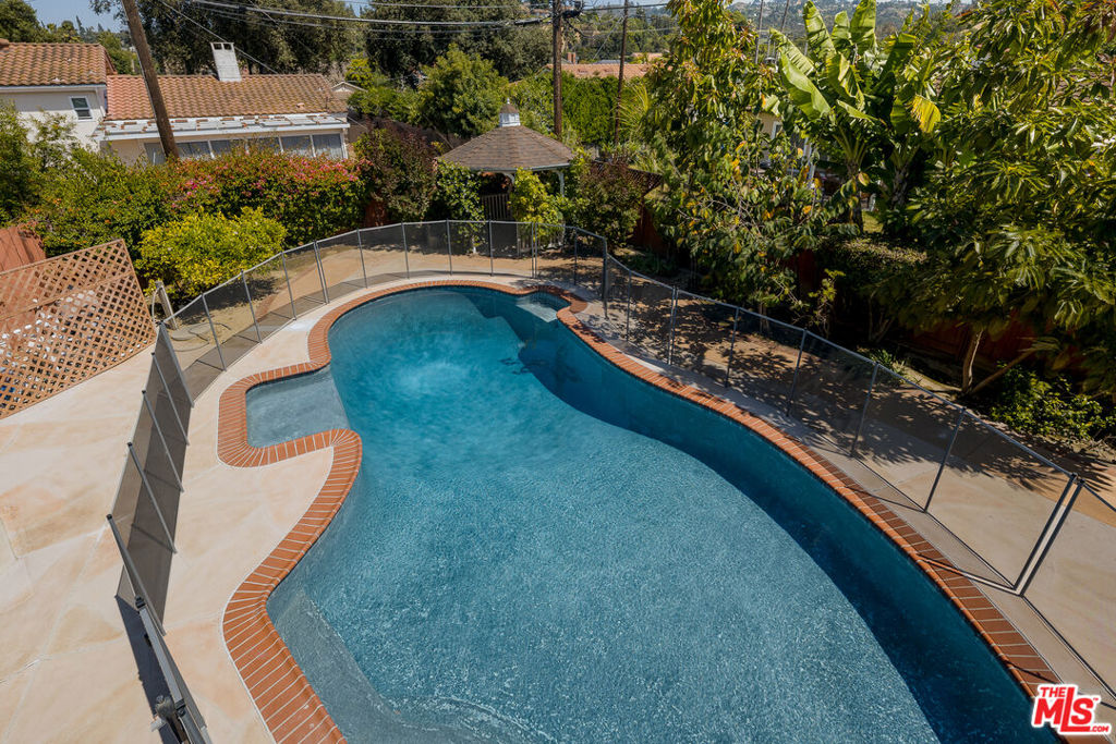 main property photo 49