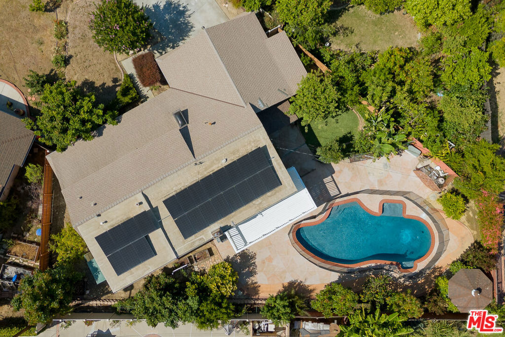 main property photo 53