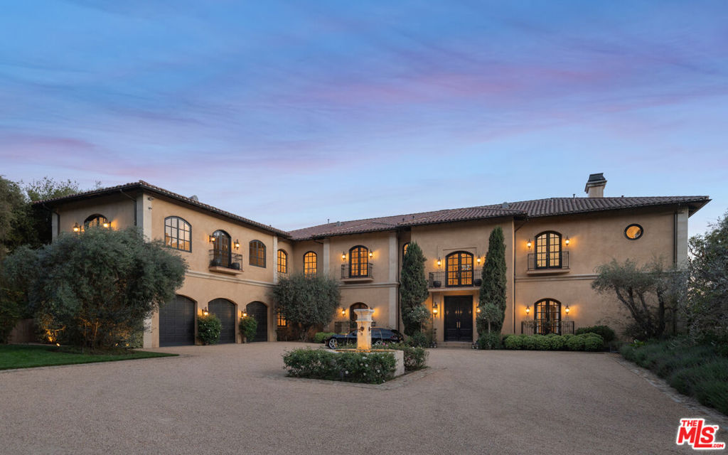 main property photo 15