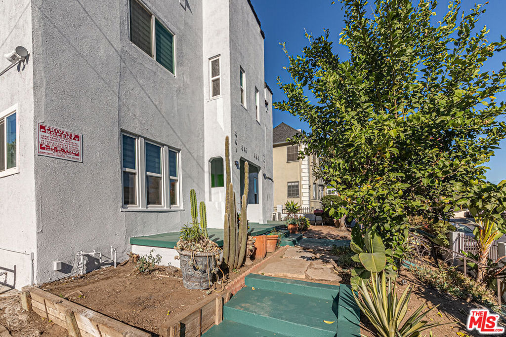 main property photo 74