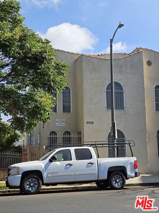 main property photo 2