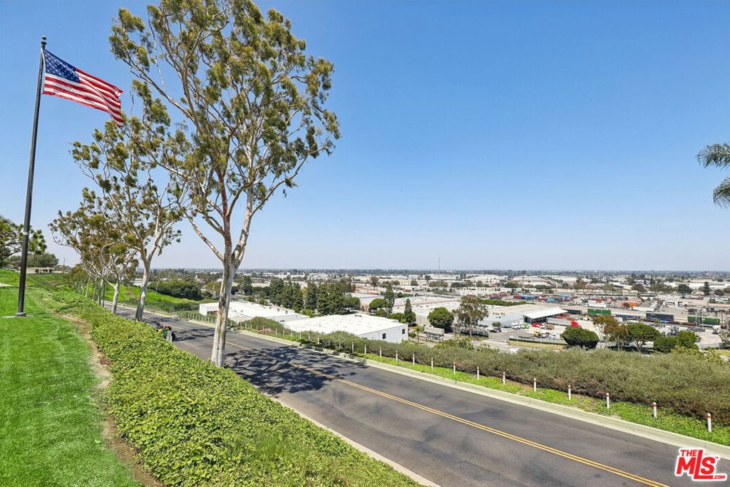 main property photo 65