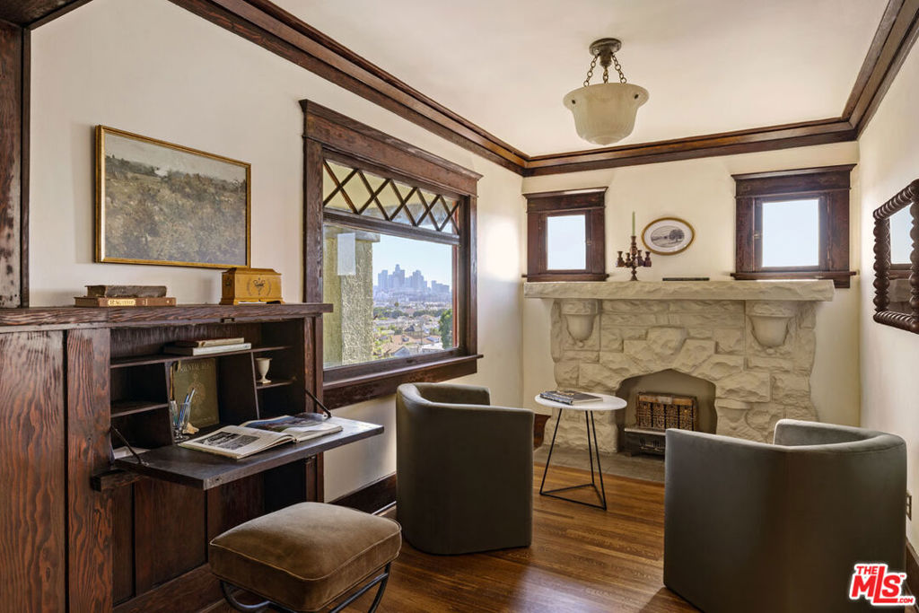 main property photo 15