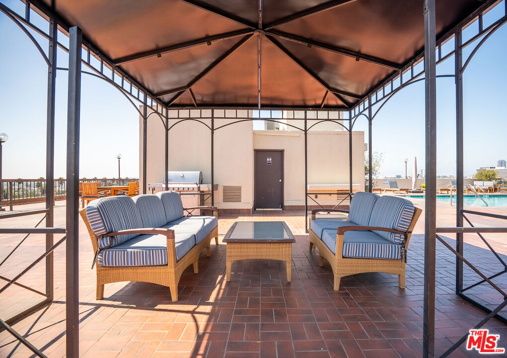 main property photo 59