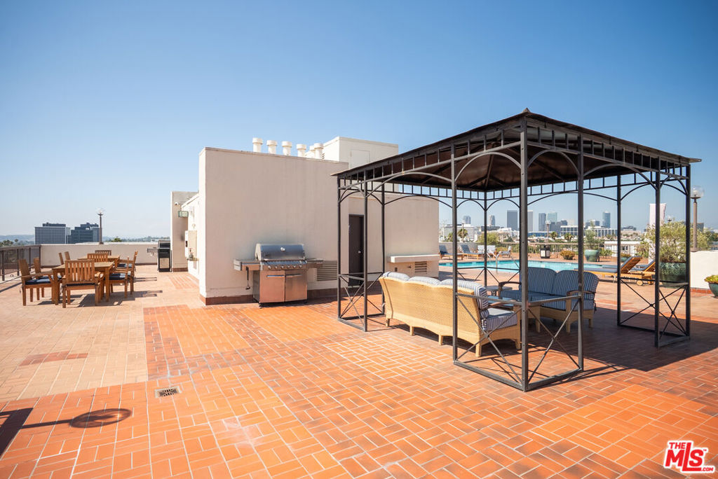 main property photo 60