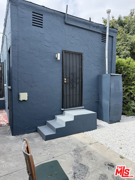 main property photo 18