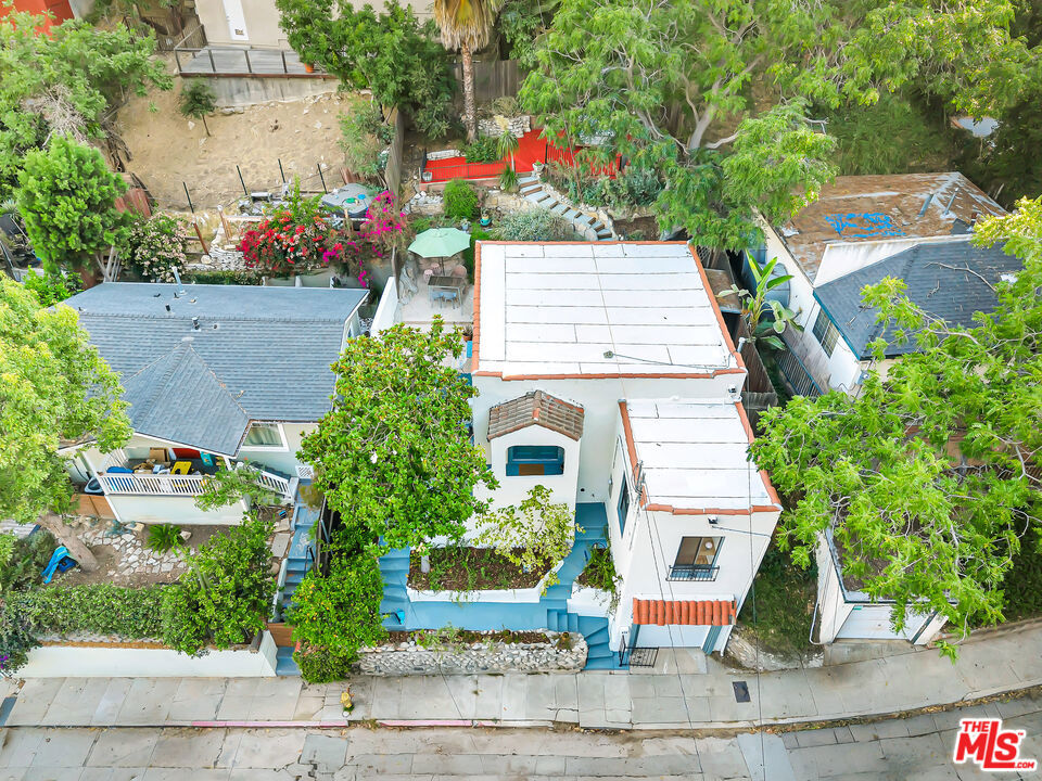 main property photo 43