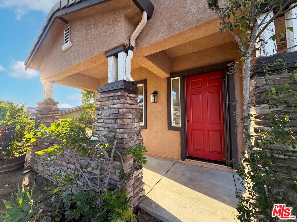 main property photo 26