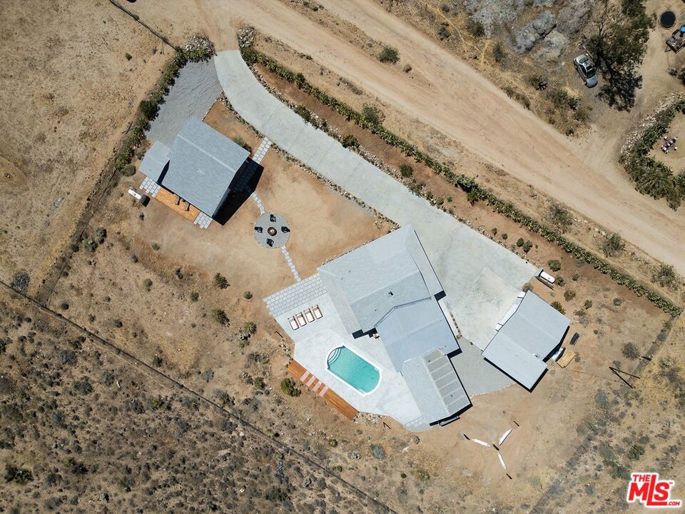 main property photo 63
