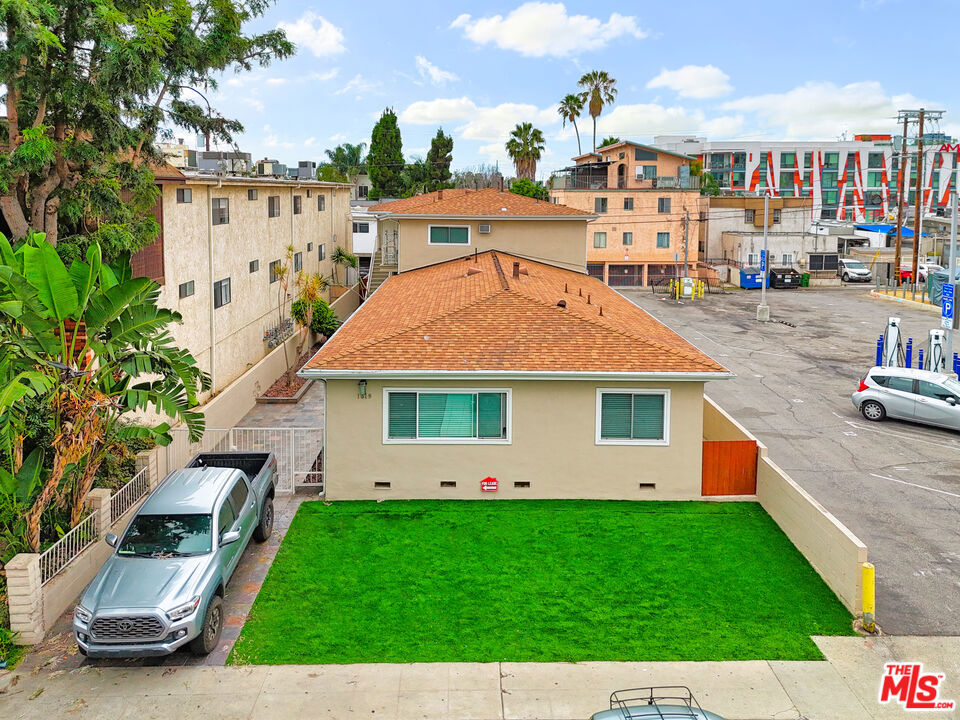 main property photo 31
