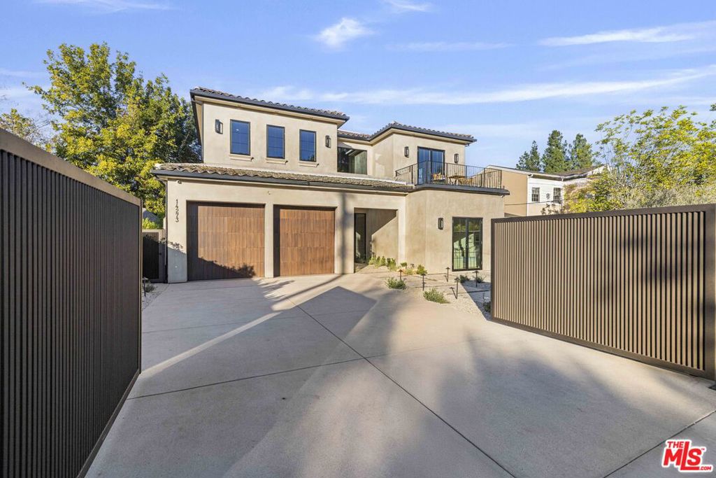 main property photo 69