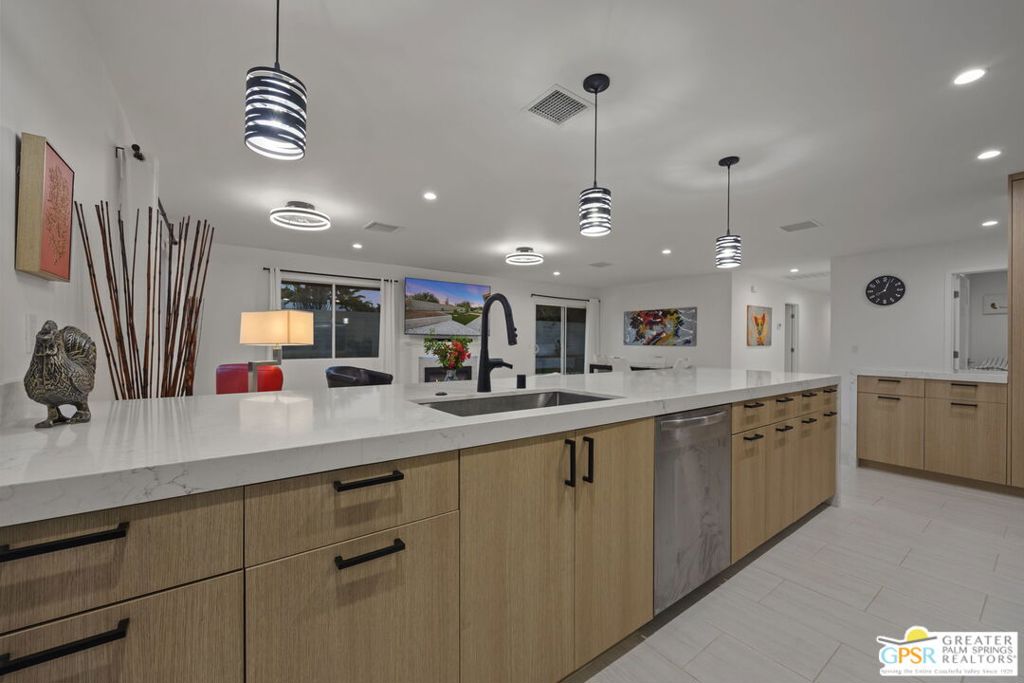main property photo 66
