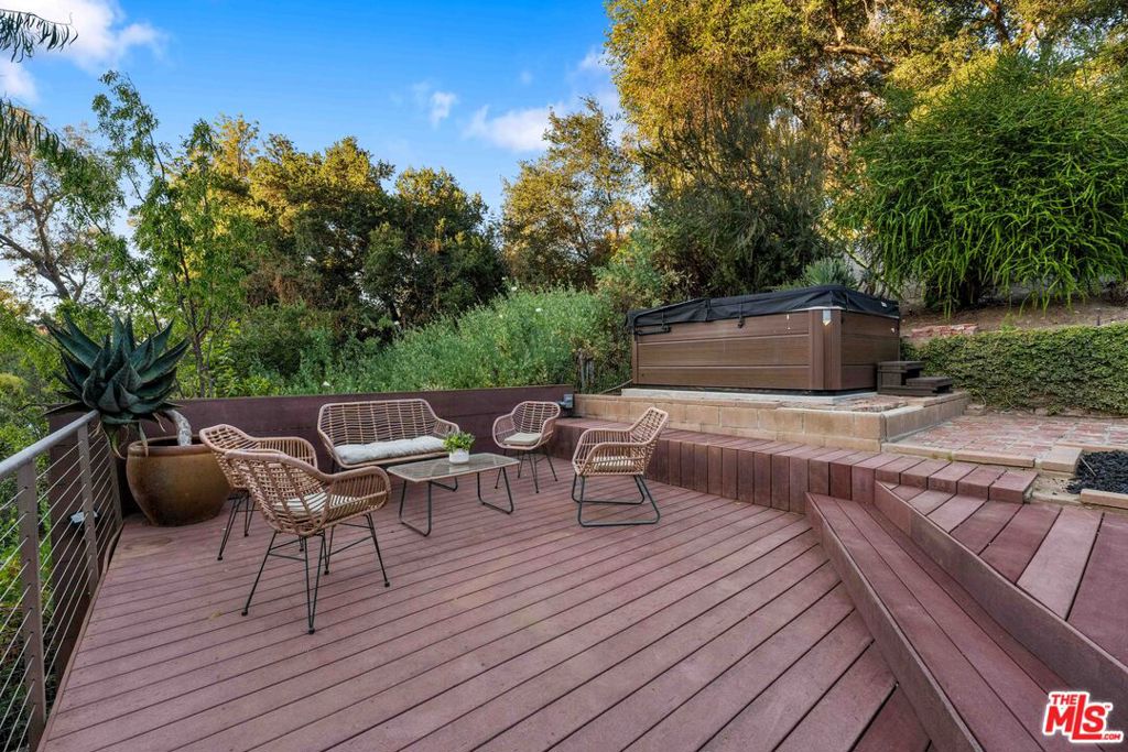 main property photo 59