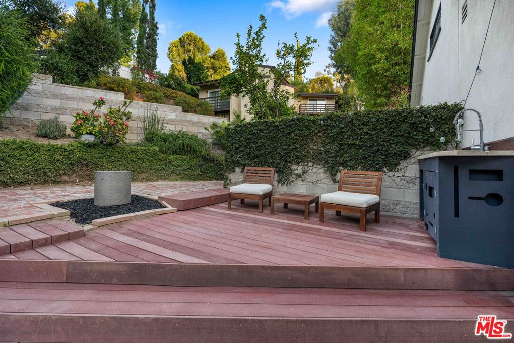 main property photo 60