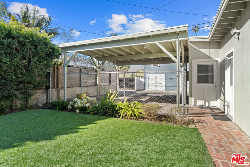 main property photo 47