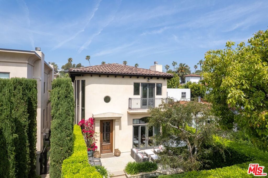 main property photo 33