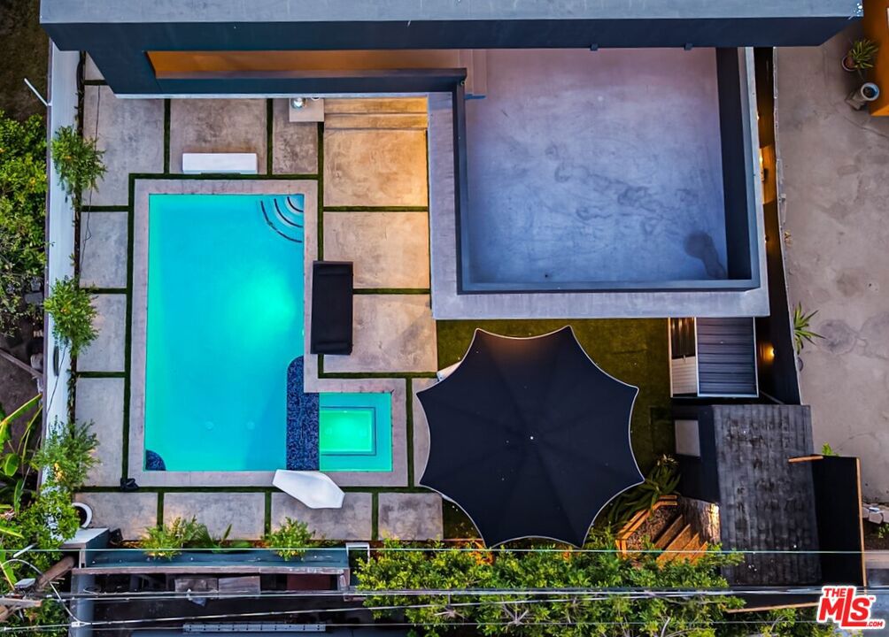 main property photo 67