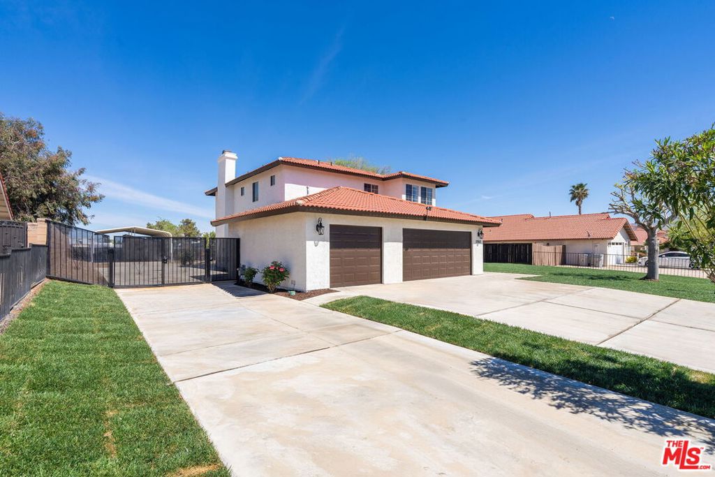 main property photo 2