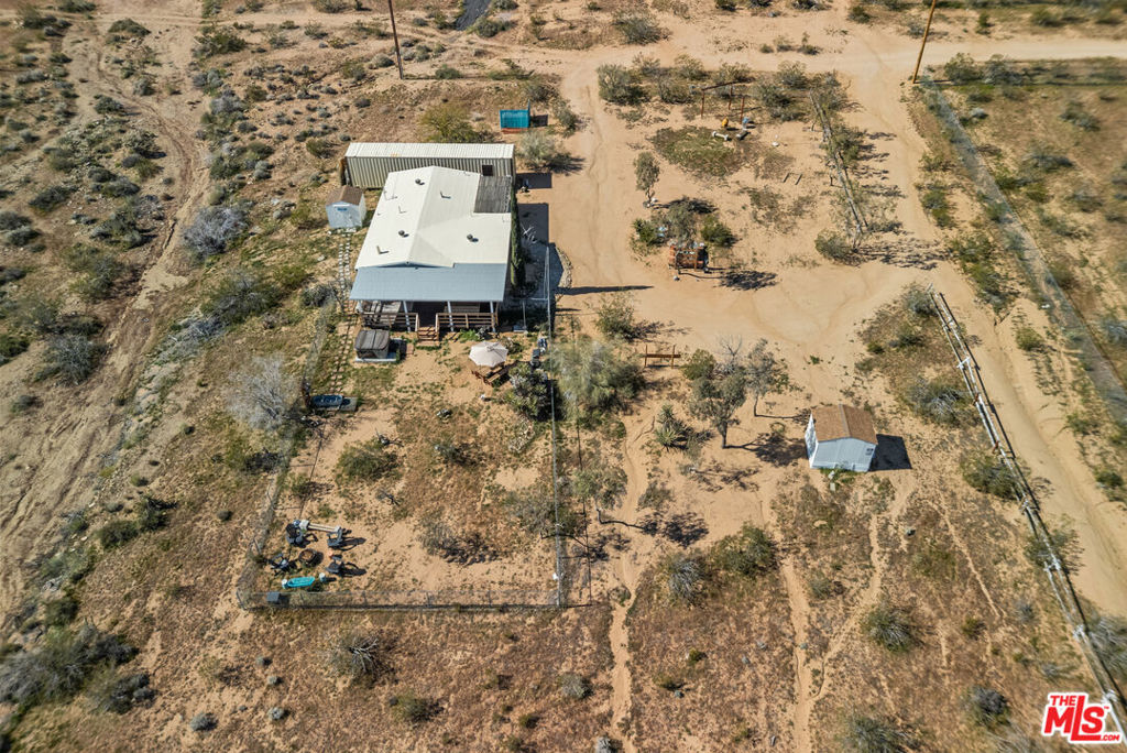 main property photo 34