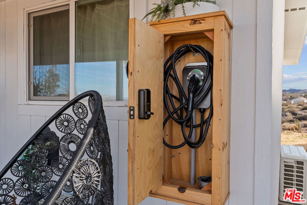 main property photo 38