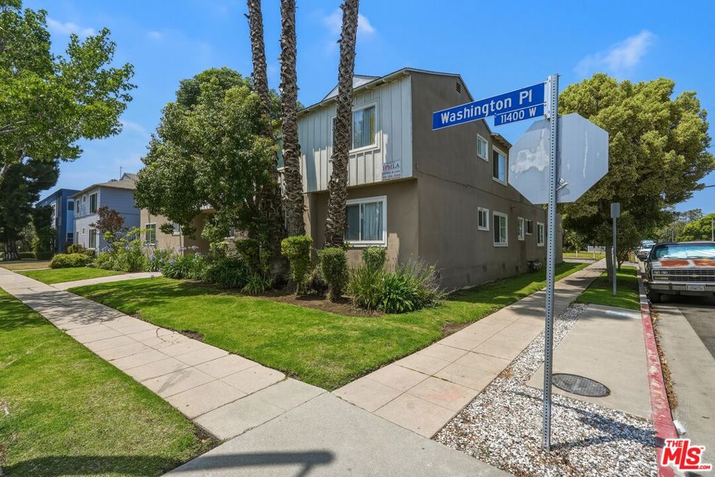 main property photo 5