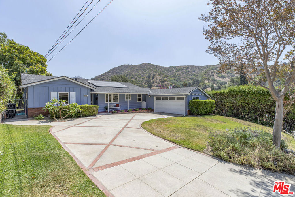 main property photo 0
