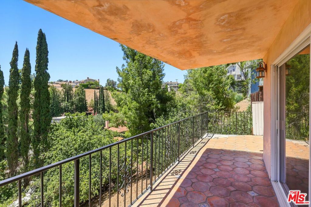 main property photo 66