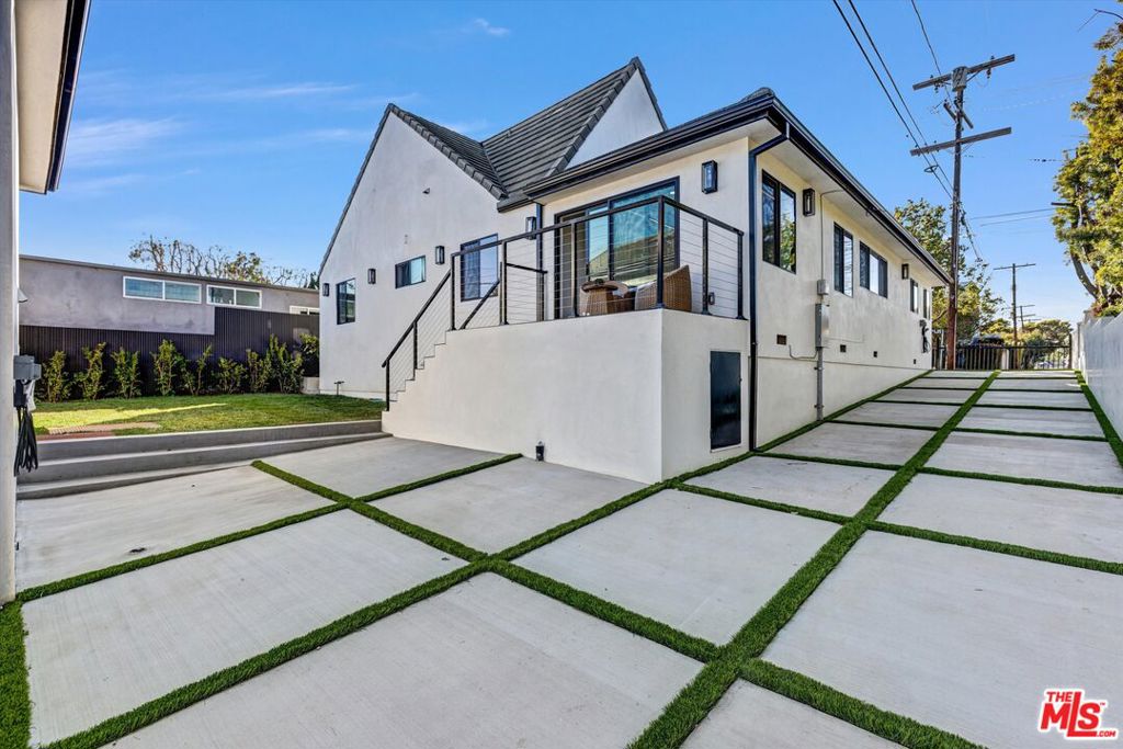 main property photo 42