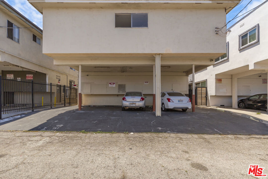 main property photo 12