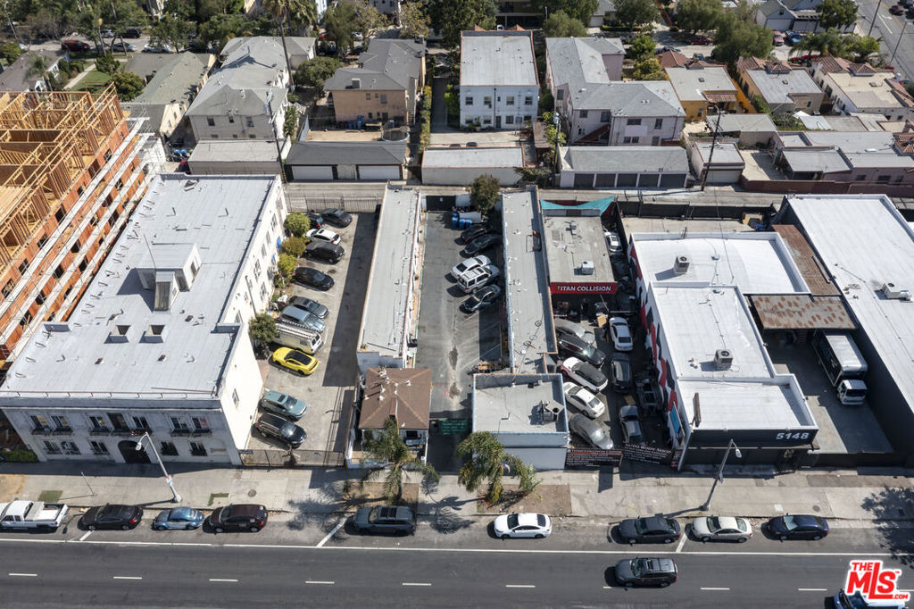 main property photo 13