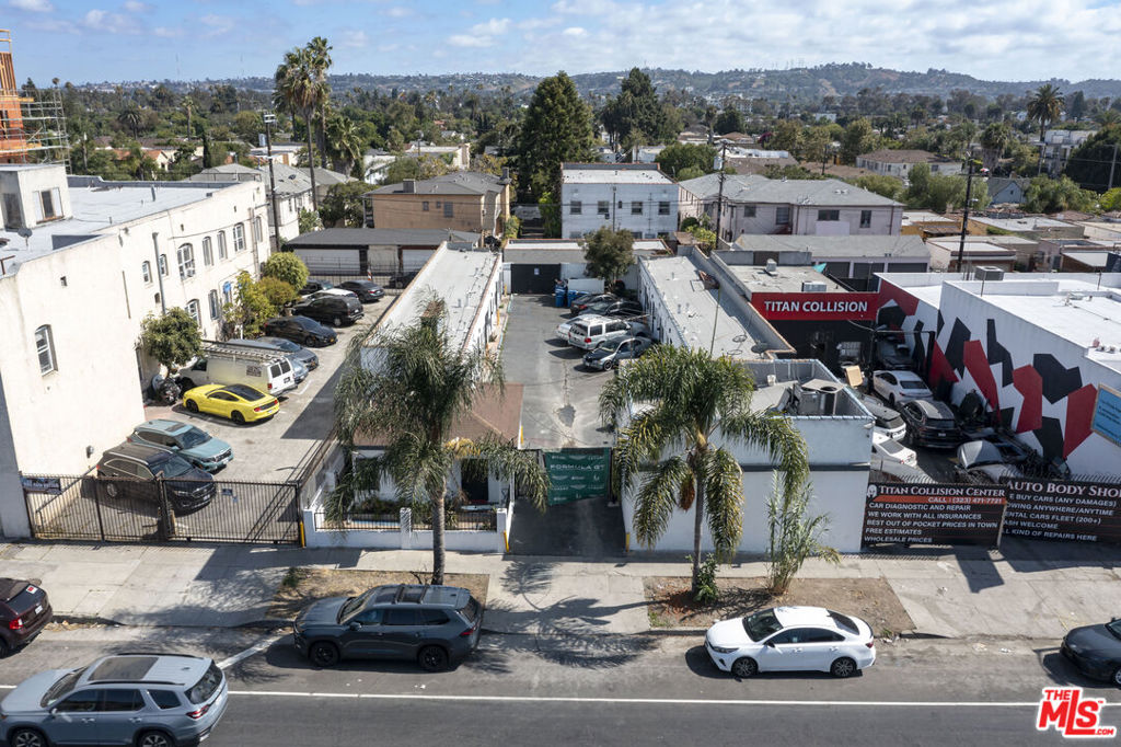 main property photo 4
