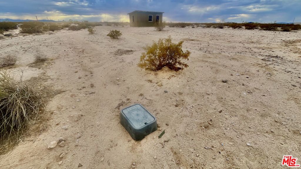 main property photo 16