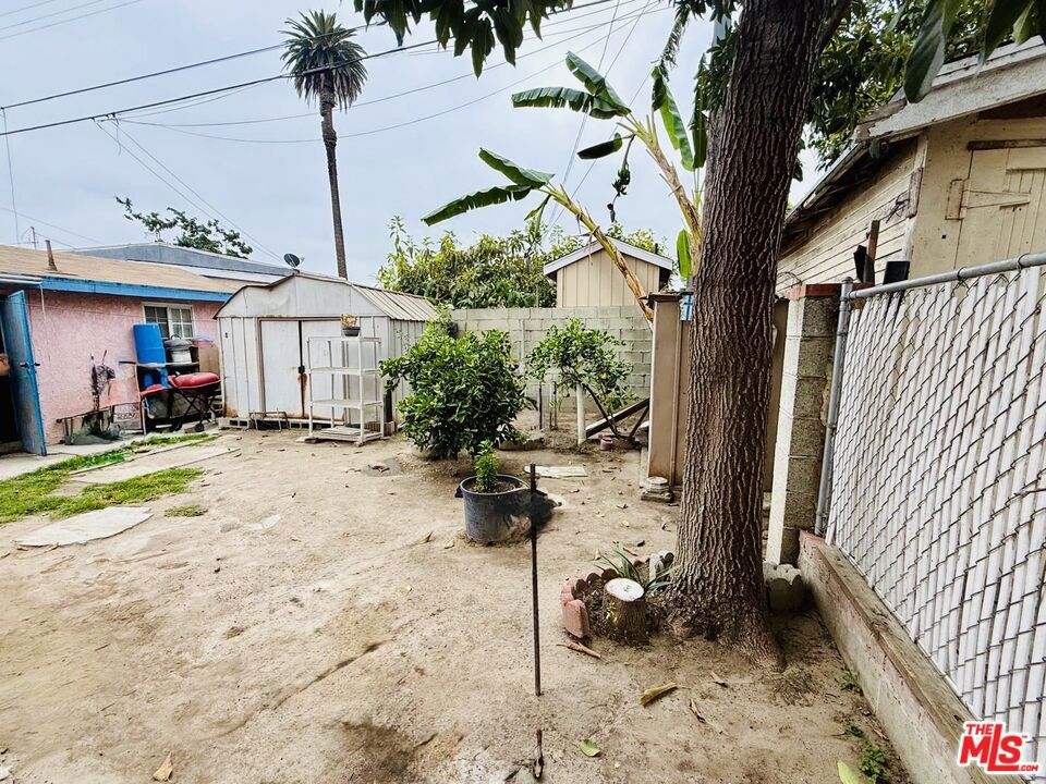 main property photo 16