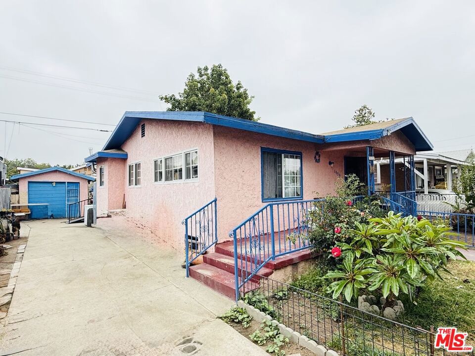 main property photo 2