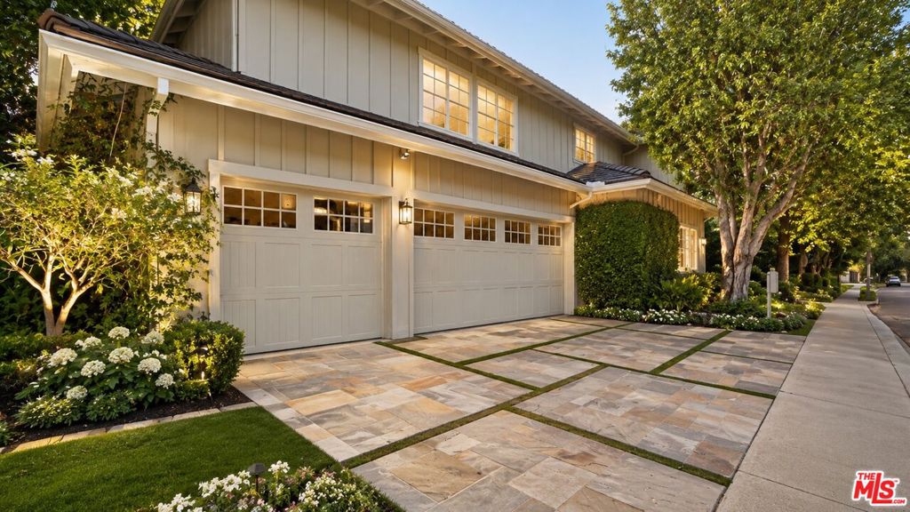 main property photo 71