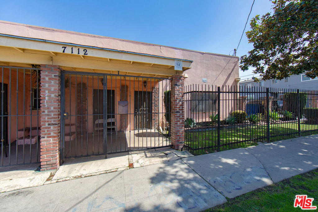 main property photo 1