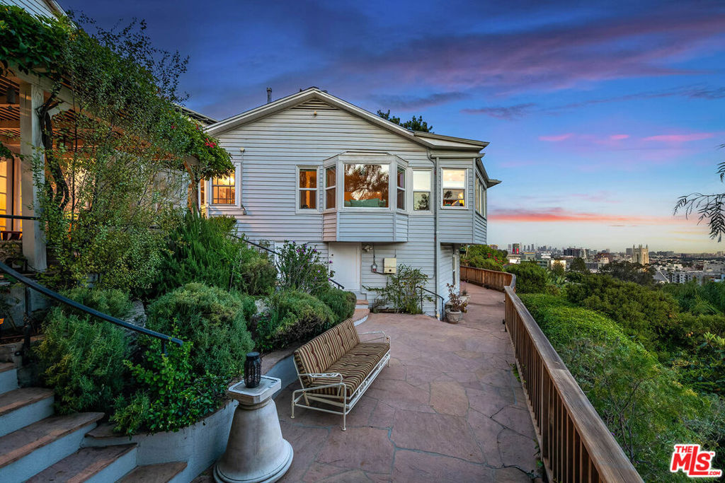main property photo 42
