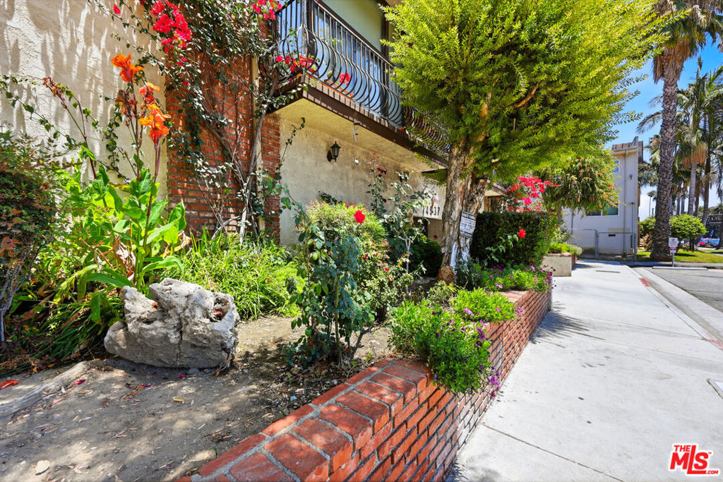 main property photo 59