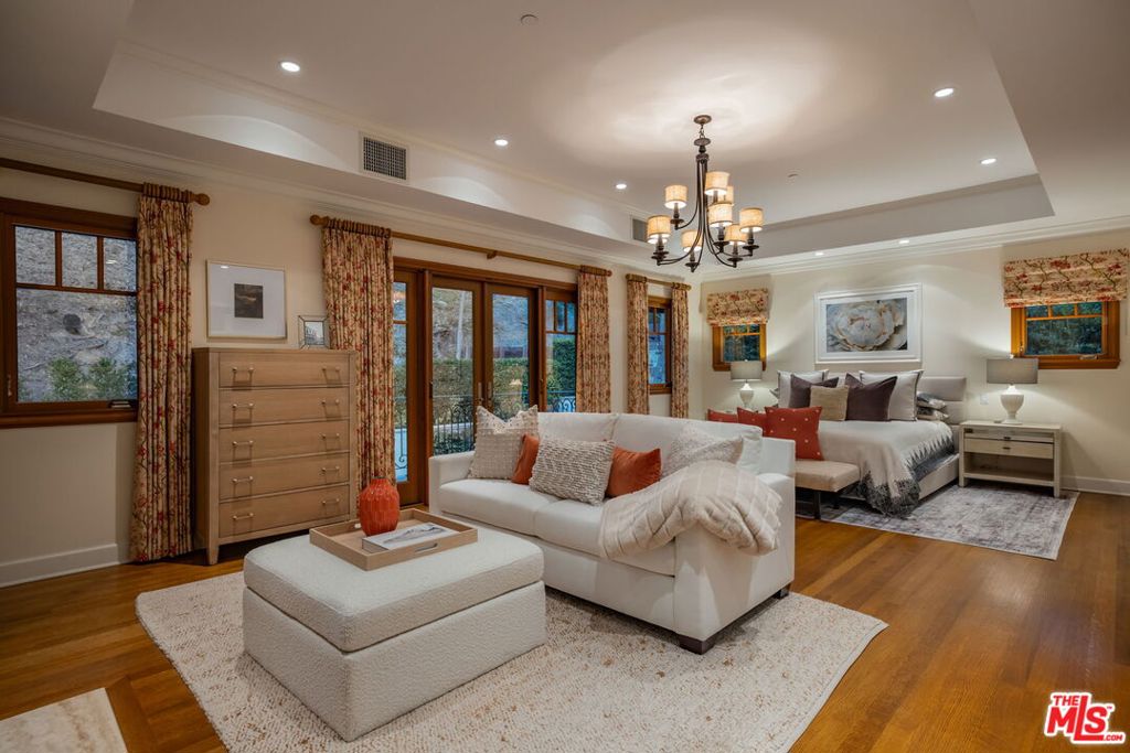 main property photo 50