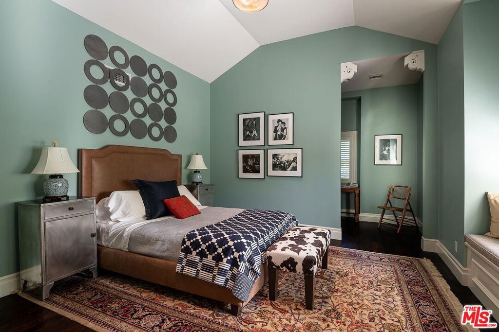main property photo 29